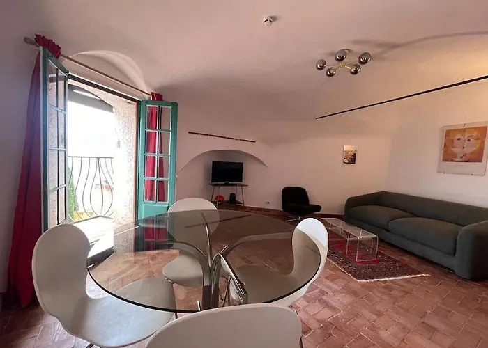 Appartement Vue Mer Au Coeur Du Vieux Village